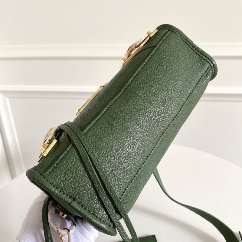 Ba1en*iaga classic city bags